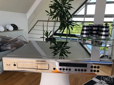 T + A CD Player 1240R in Chrom Ausführung - Bild 1 von 4