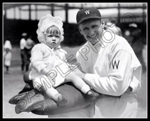Walter Johnson #2 Photo 8X10 - Washington Senators MLB HOF - Picture 1 of 1