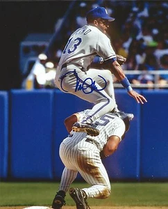 Signed 8x10 JOSE LIND Kansas City Royals Autographed photo - COA - Picture 1 of 1