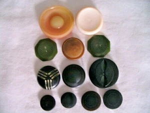 Lot of 12 Vintage Art Deco Sewing Buttons Lucite &/or Bakelite 3/4 - 1-5/8" Dia. - Picture 1 of 6