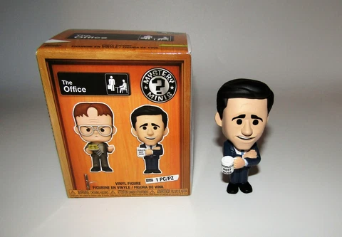 FUNKO MYSTERY MINIS THE OFFICE VINYL FIGURE MICHAEL SCOTT Cover