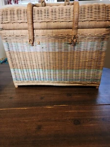 Vintage Rare Pastel Wicker Trunk Picnic Basket Suitcase w/ Handles! 12"x10" { - Picture 1 of 8