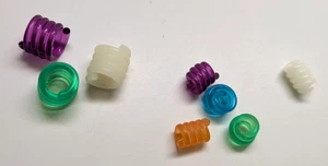 Knit Picks Flexible Coil Wraps 1 S, 4 Med, 3 Large used for Store Samples - Foto 1 di 2