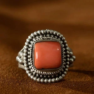Retro Tibetan Silver Craftsmanship Inlaid with Exquisite Jade Ring - Picture 1 of 5