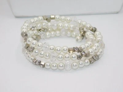 C134-VINTAGE BRACELET~MEMORY WIRE~FAUX PEARLS/SILVER TONE/CLEAR BEADS - Image 1 of 3