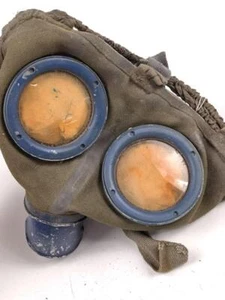 Gasmaske Modell 1930 Wehrmacht. Ungebrauchtes Stück datiert 1944, Originallack - Bild 1 von 9