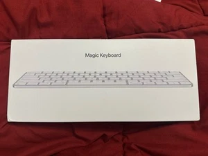 Apple Magic Keyboard - Silver - For Bluetooth Mac's - A2450 - Picture 1 of 4