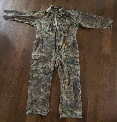 RedHead Men’s Camo Hunting Coveralls 2X Large Regular Well Worn - Image 1 of 4