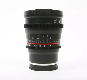 Lente de cine Samyang 50 mm T1,5 VDSLR AS UMC para montaje Sony E con ambas tapas - Imagen 1 de 7