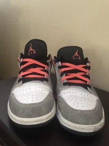 Size 7.5 - Air Jordan 1 SE Low Flight Club - Picture 1 of 5