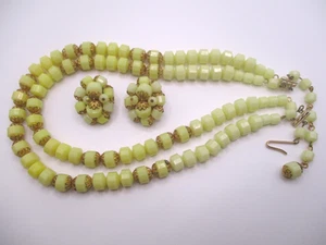 vtg West Germany yellow plastic bead cluster earrings necklace demi-parure 13" - Picture 1 of 9