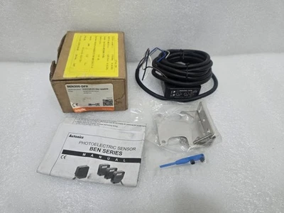 NEW Autonics BEN300-DFR Photoelectric Sensor Diffuse Reflective 300mm 12–24VDC - Image 1 of 4