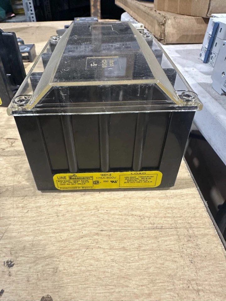 Buss 16321-3 Power Distribution Block  W473 - Image 1 of 1