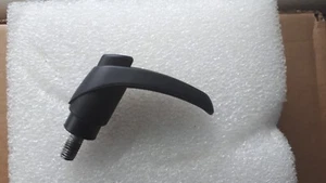 RH Logic 400/300 Stuhlarmlehne Schraube alter Stil Halteschraube Original Original - Bild 1 von 1