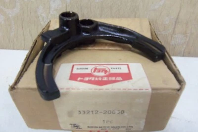 NOS TOYOTA トヨタ 1ST & REVERSE SHIFT FORK CORONA RT60 RT70 RX12 RT100 CROWN RS60 - Image 1 of 4