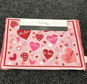 Lot de 4 napperons Nicole Miller imprimé coeur amour Saint Valentin rose rouge neuf - Photo 1/2