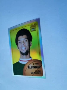 KAREEM ABDUL-JABBAR 01/02 Topps Chrome Reprint #75 REFRACTOR -  MILWAUKEE BUCKS - Bild 1 von 2