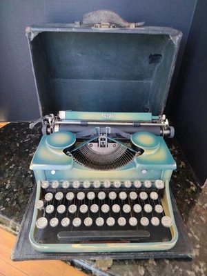 20 世纪 20 年代复古绿色皇家便携式打字机型号 P 工作罕见带盒 — 第 1/4 张图片