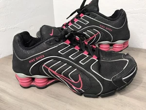 NIKE SHOX Womens Size 6 Pink And Black Athletic Shoes - Picture 1 of 19