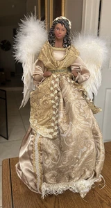 Tree Topper Angel 2017 Hobby Lobby afroamericano 18" plumas reales doradas - Imagen 1 de 8