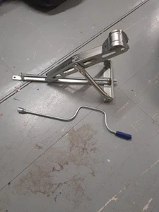 1 remolque galvanizado con pata de gato estable esquina caravana estable con bobinadora de patas - Imagen 1 de 9