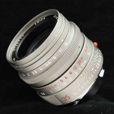 Leica Summilux M35mm F/1.4 ASPH Titanium #263 - Image 1 of 4
