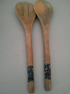 BAMBOO BEADED SALAD SERVERS - Picture 1 of 3