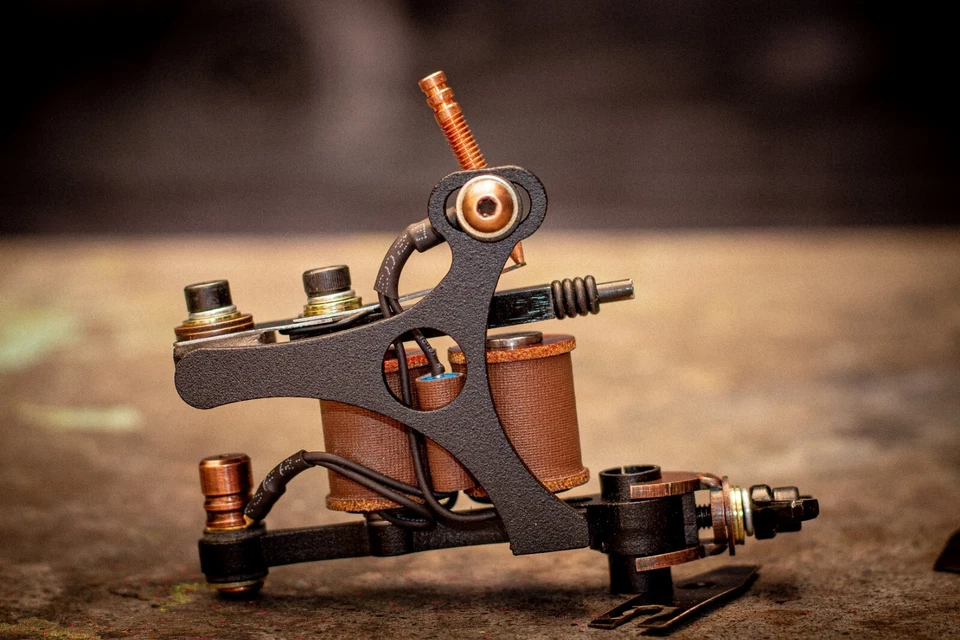 Handmade tattoo machine color packer mag 5-25, Running 100-105 Hz @4.5V Unloaded - Image 1 of 4