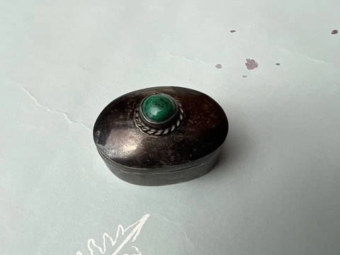 Taxco Mexico 925 Sterling Silver Pill Snuff Box Signed TH-46 w/ Green Malachite Cover