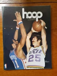 1974-75 NBA Portland vs Jazz NBA Program Bill Walton Pete Maravich - Picture 1 of 3