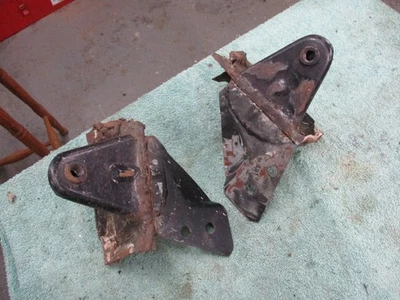 Porsche 911 Cabriolet Roof Brackets 91150143161 and  91150143261  1986 onwards - Image 1 of 4