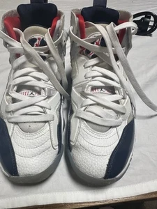 Kids Basketball Shoes - Picture 1 of 5