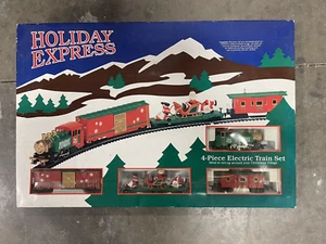 Holiday Express 4 Piece Electric Train Set Christmas Santa Claus - Picture 1 of 7