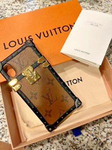 Louis Vuitton Monogram Eye Trunk Iphone X/XS Case with Box, Cloth Bag Used