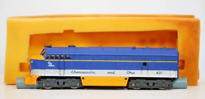 AHM Tempo: Chesapeake & Ohio C-Liner Locomotive 401 HO Scale Powered 1:87 Gauge - Image 1 of 4