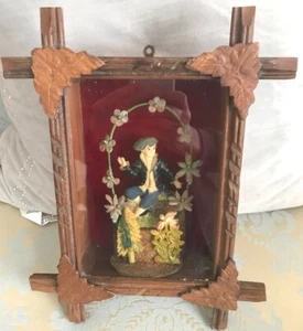 ANTIQUE VICTORIAN YOUNG BOY SHADOW BOX Adirondack Leaves Wood Frame - Bild 1 von 5