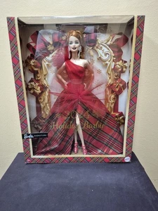 Mattel Barbie Signature 2024 Holiday Puppe rote / blonde Haare - Neu in OVP - Bild 1 von 7