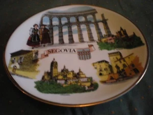 PLATO PORCELANA FINA DE SEGOVIA - Imagen 1 de 7