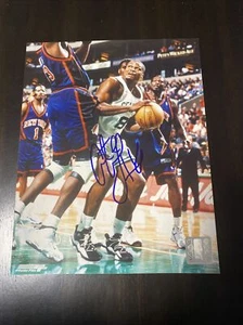 Antoine Walker - 8x10 Signed Photo - Boston Celtics w COA - Picture 1 of 4