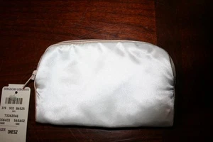 Leotine Linens Coin Satin Zipper Organize Bergdorf Goodman Pouch Cream Travel - Picture 1 of 4