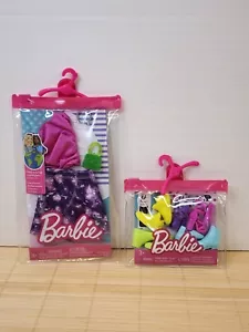 Ropa Barbie Moda Pack Top y Falda Denim Púrpura Accesorios y 5 Zapatos Nuevo - Imagen 1 de 3