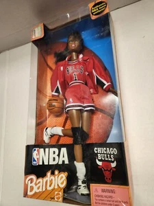 NIB 1998 Barbie African American Licensed NBA Chicago Bulls Mattel # 20693 NRFB - Picture 1 of 6