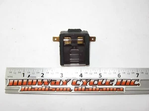 HONDA 69 70 71 72 CB750 K K1 K2 NOS OEM FUSE BOX 32110-300-000 jh - Picture 1 of 9