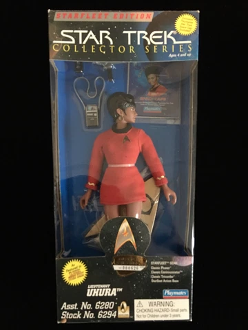 Star Trek Classic Collector Series 9” LT. UHURA Action Figure Playmates RARE (2) Cover