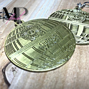 Star Wars Keychain Accessory Metal Home Car Truck Ring Empire Gold DEATH STAR - Picture 1 of 8