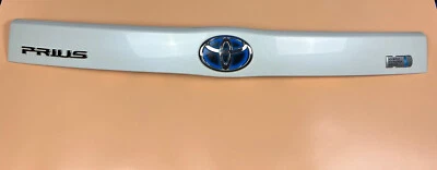 2010 2011 2012 2013 2014 2015 TOYOTA PRIUS БАГАЖНИК ЗАДНЕЙ ДВЕРИ МОЛДИНГ ПАНЕЛИ - Изображение 1 из 4