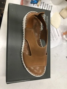 spring step sandals 37 new - Picture 1 of 3