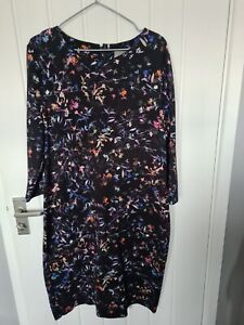 Phase Eight Ladies Floral Dress Size 18