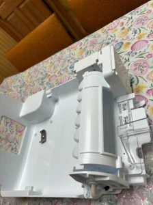 ACZ74390707 LG DISPENSER ASSEMBLY ICE - Picture 1 of 4
