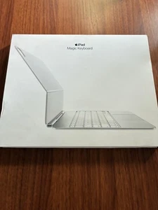 Apple Magic Keyboard Case For iPad Pro 13-inch M4 - White A2974 Bundled - Bild 1 von 13
